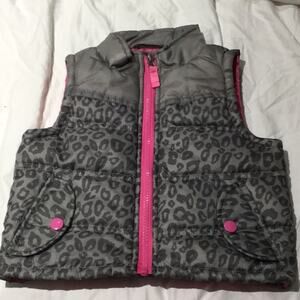 Pink platinum 2t grey pink animal print vest nwot